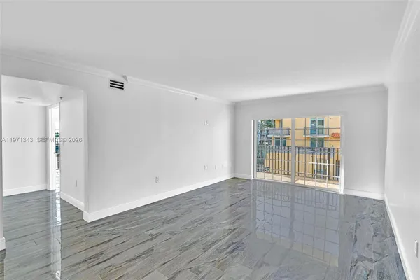 $3,500 | 8900 Collins Avenue, Unit 304, Surfside, FL 33154