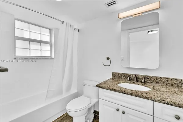 $3,500 | 8900 Collins Avenue, Unit 304, Surfside, FL 33154