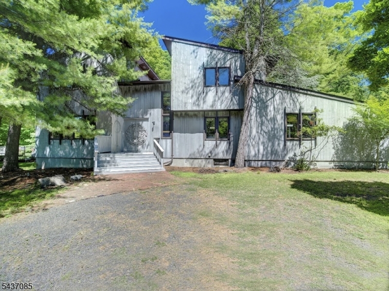 943 Sunset Ridge Bridgewater, NJ 08807 - Photo 1 of 26
