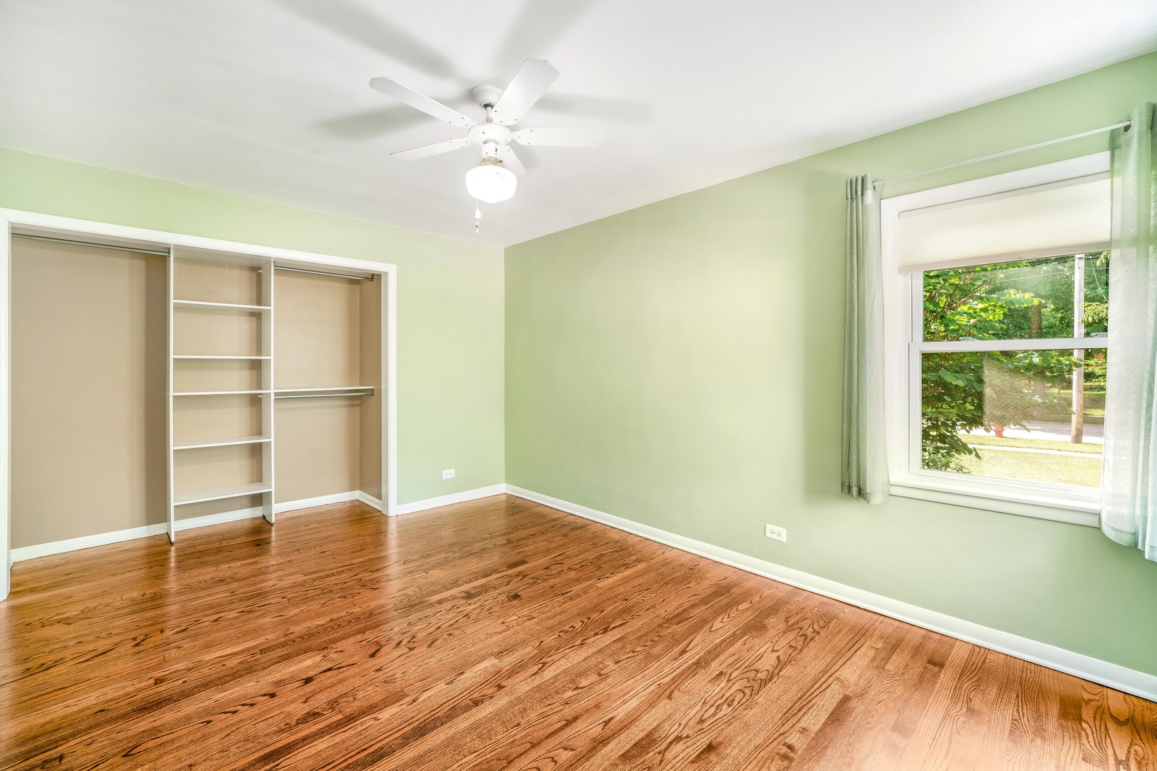 2130 Cedar Road Homewood, IL 60430 - Photo 7 of 37
