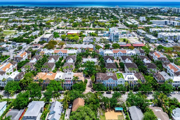 $1,525,000 | 147 North Cannery Row Circle, Delray Beach, FL 33444
