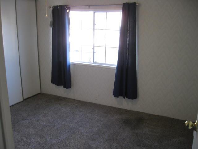 1270 Magic Sands Way Turlock, CA 95380 - Photo 20 of 25 an empty room with a window