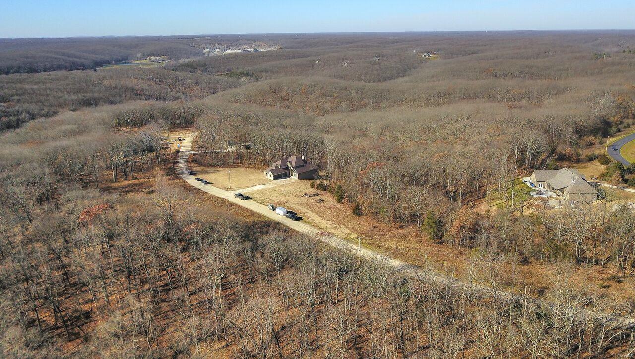 9 Callaway Ridge Court Defiance, MO 63341 - Photo 2 of 24 Gallery Image 2