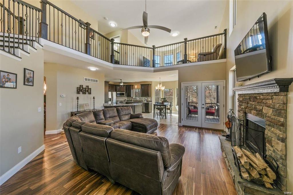 9 Callaway Ridge Court Defiance, MO 63341 - Photo 3 of 24 Gallery Image 3
