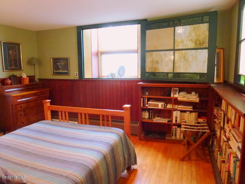 1213 Green River Road Williamstown, MA 01267 - Photo 21 of 46 L1080036