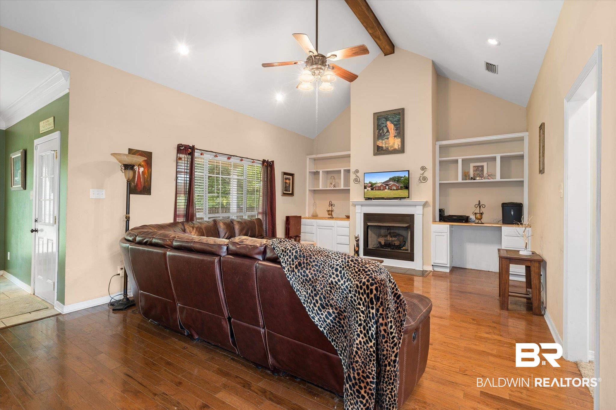 353 Laura Court Mobile, AL 36608 - Photo 2 of 31