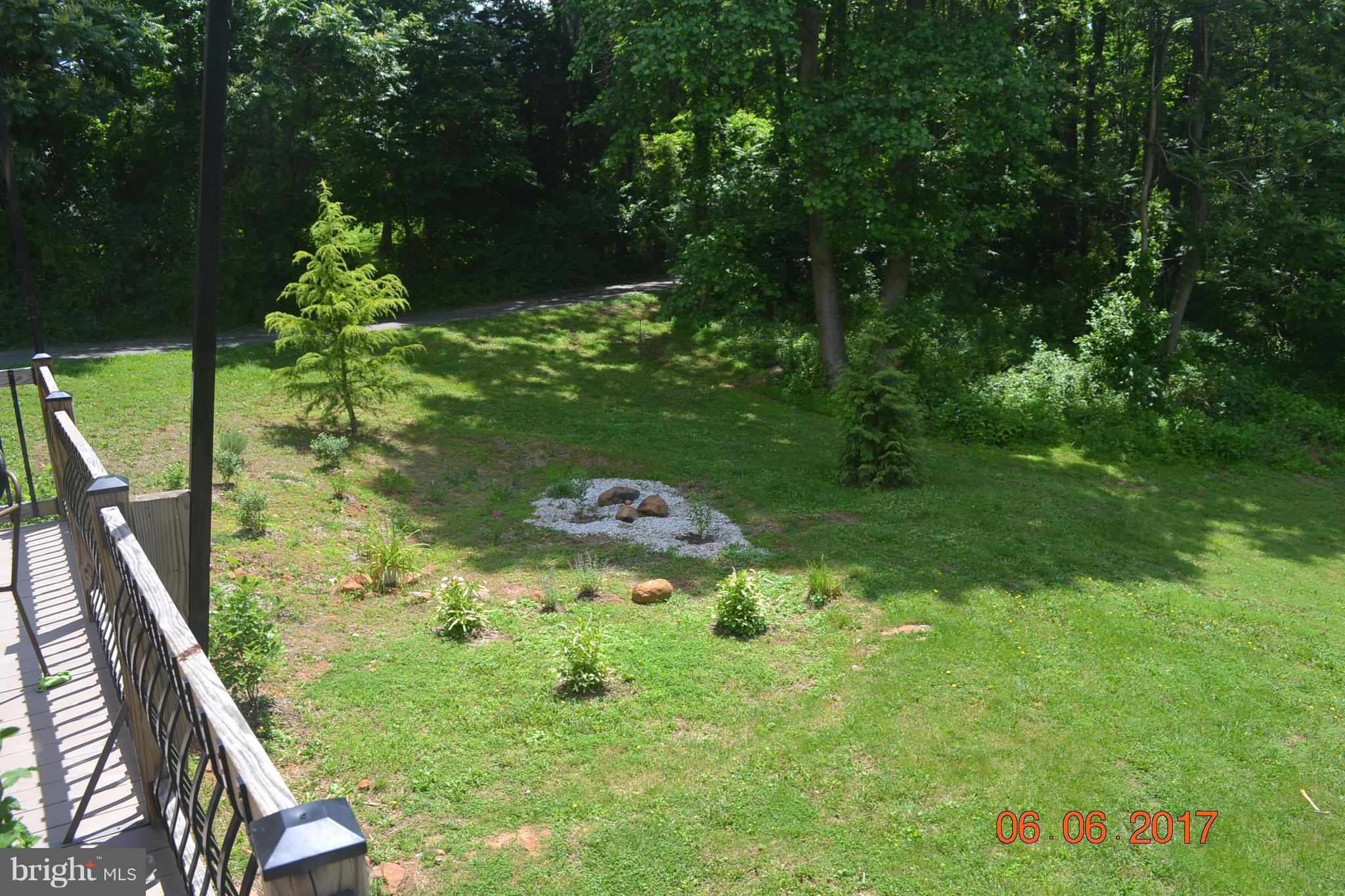 2612 Reckord Road Kingsville, MD 21087 - Photo 25 of 28 a backyard of a house with lots of green space