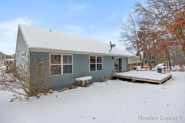 $359,900 | 11347 Trent Southeast, Lowell, MI 49331