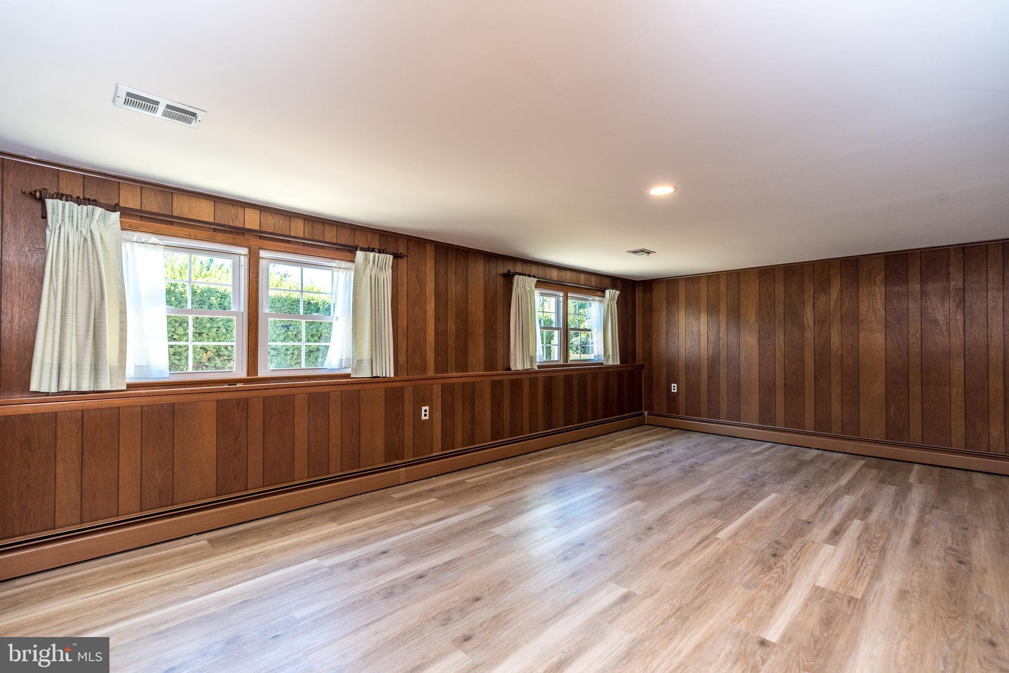 1624 Dogwood Road Flourtown, PA 19031 - Photo 20 of 22 New floating luxury vinyl flooring.