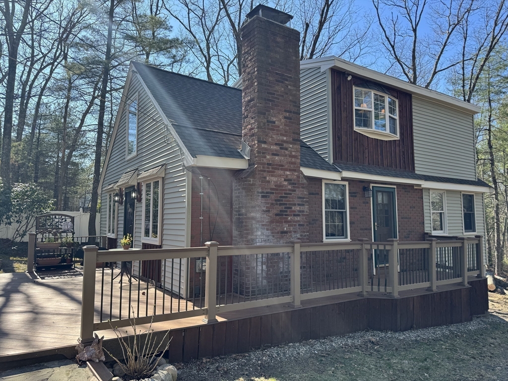 47 Kingsbury Road Norfolk, MA 02056 - Photo 5 of 33