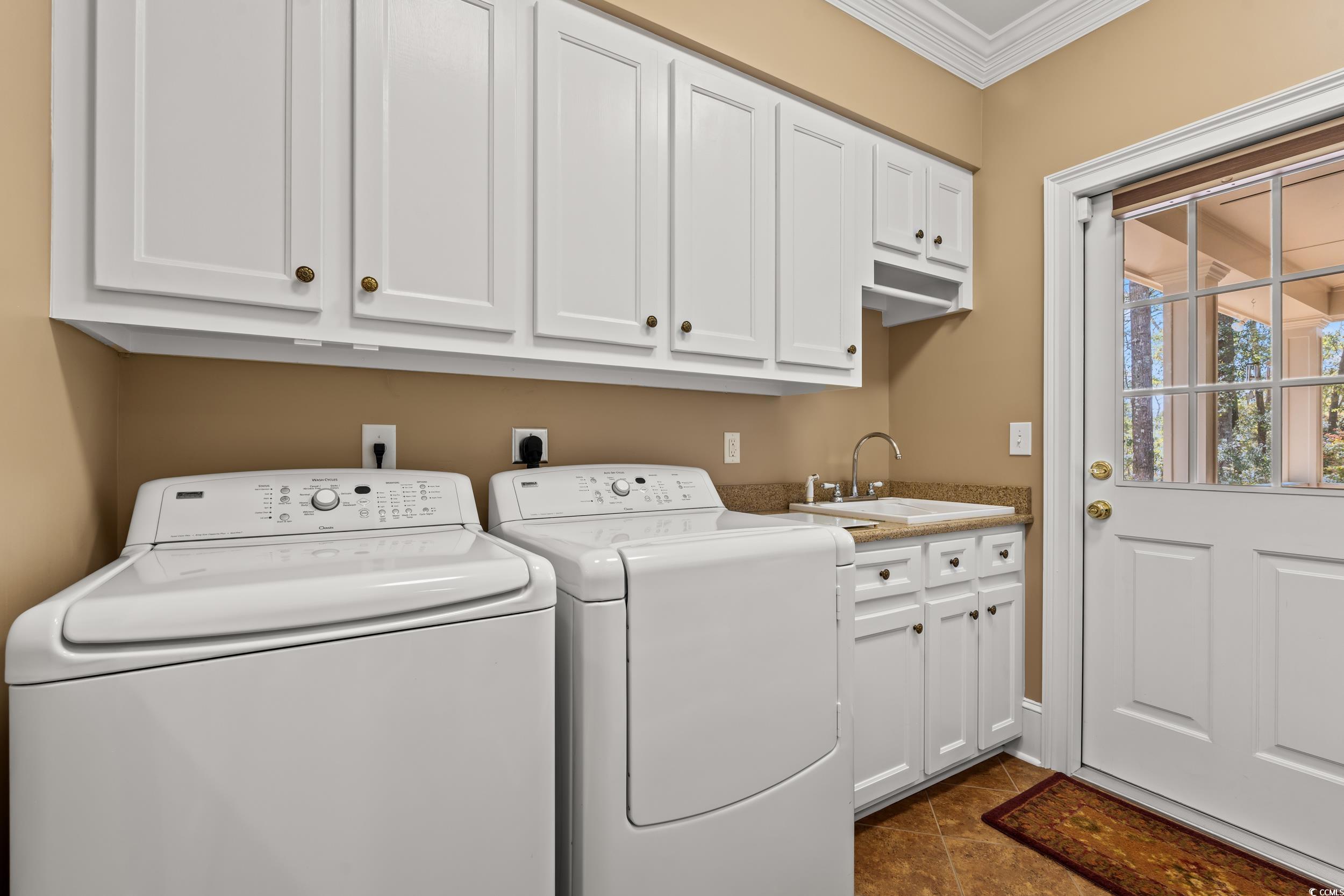 246 County Rd S-22-656 Murrells Inlet, SC 29576 - Photo 30 of 39 Laundry area with washer and clothes dryer, cabine
