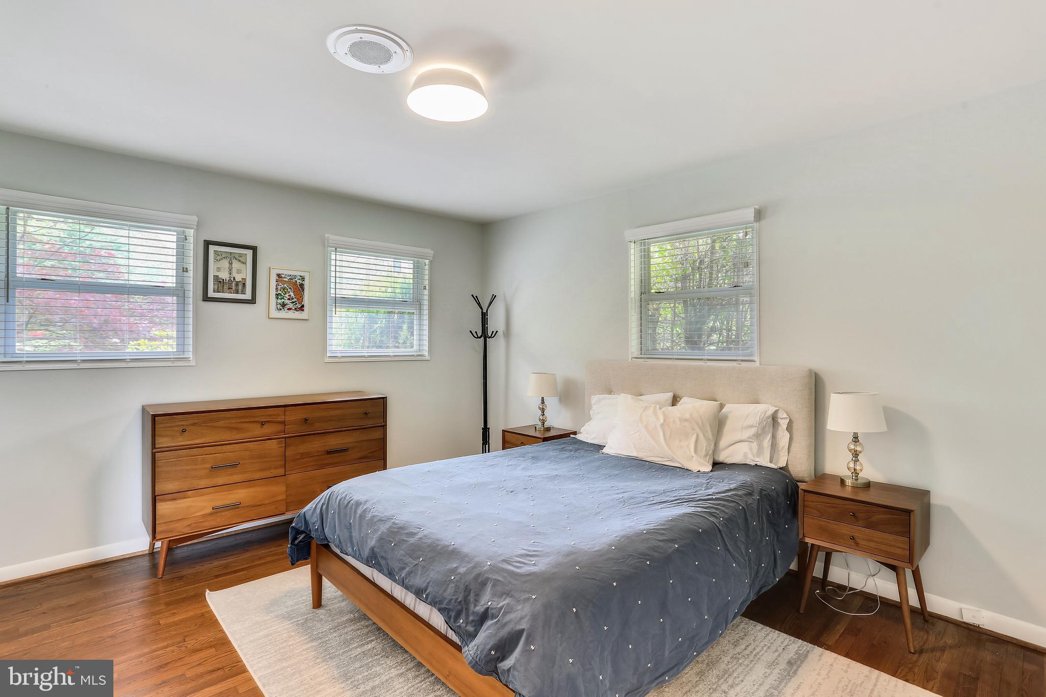2208 Ross Road Silver Spring, MD 20910 - Photo 9 of 34 Gallery Image 9