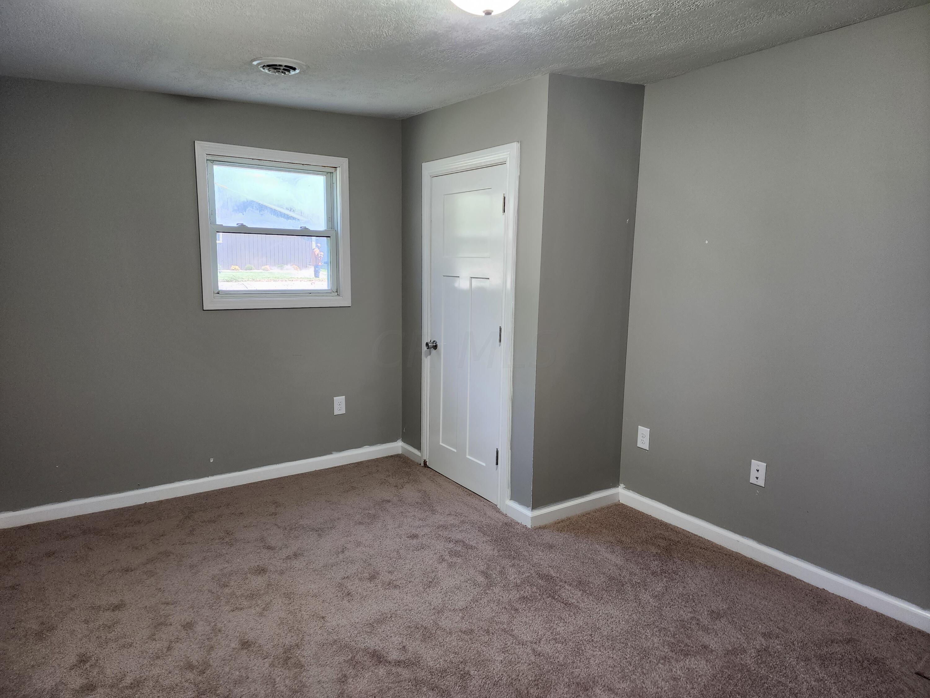257 London Road Delaware, OH 43015 - Photo 22 of 26 Bedroom #2