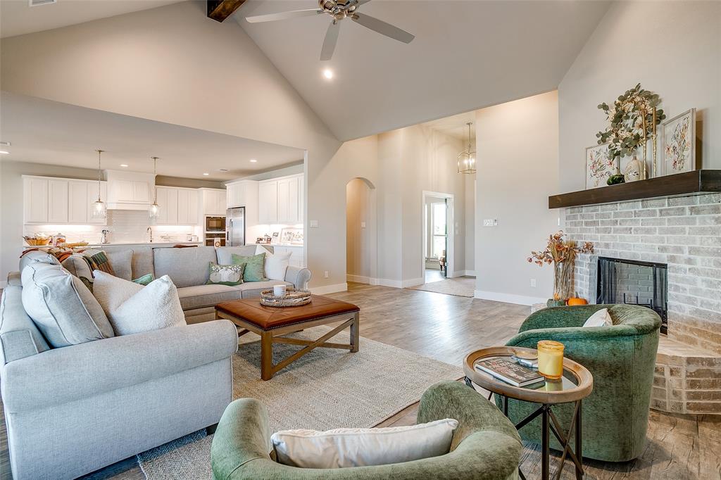 112 Rocky Top Rnch Lane Azle, TX 76020 - Photo 11 of 32