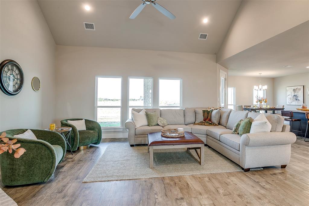 112 Rocky Top Rnch Lane Azle, TX 76020 - Photo 12 of 32