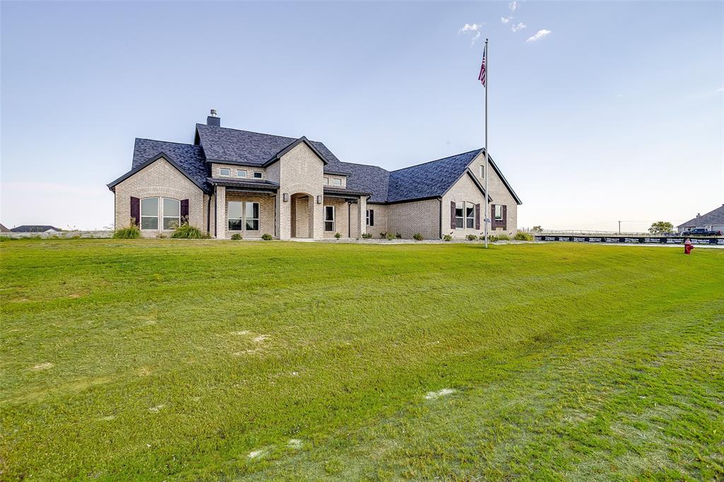 112 Rocky Top Rnch Lane Azle, TX 76020 - Photo 3 of 32