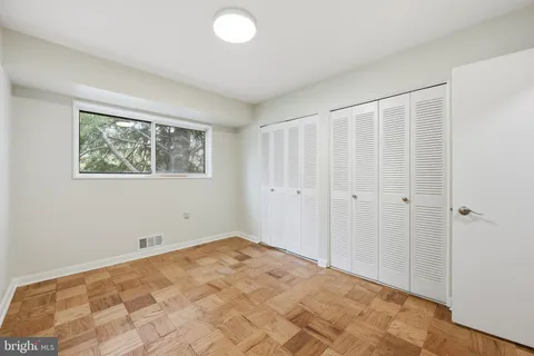 $355,000 | 10643 Weymouth Street, Unit 101, Bethesda, MD 20814