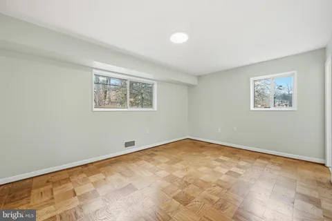 $355,000 | 10643 Weymouth Street, Unit 101, Bethesda, MD 20814