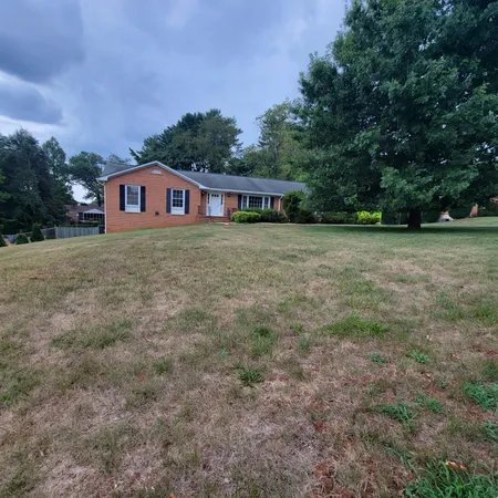 $345,000 | 1504 Meadowview Lane, Martinsville, VA 24112