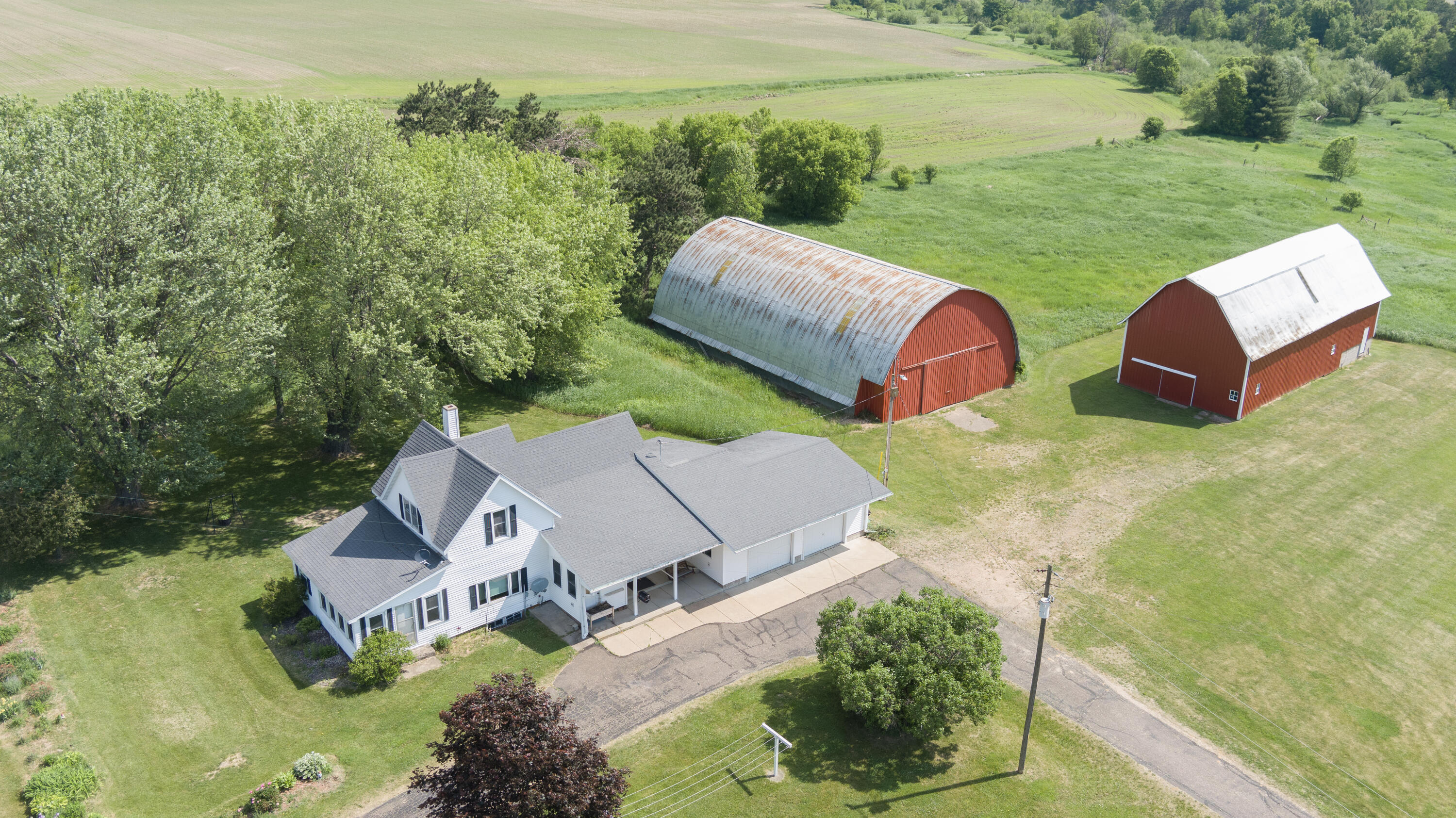 N14386 Town Line Road Cleveland, WI 54741 - Photo 1 of 50 048