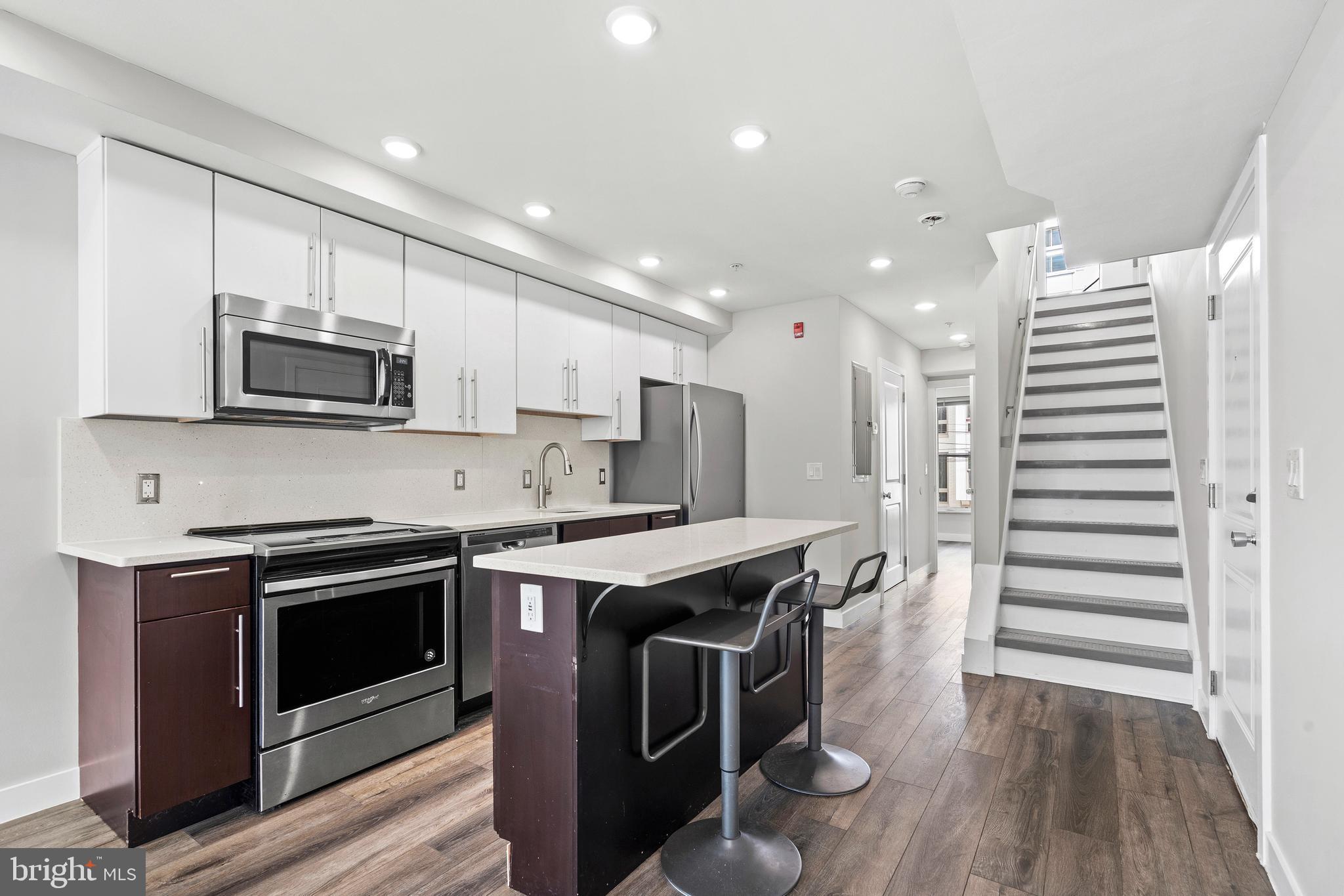 1640 North 2nd Street, Unit 2 Philadelphia, PA 19122 - Photo 4 of 27