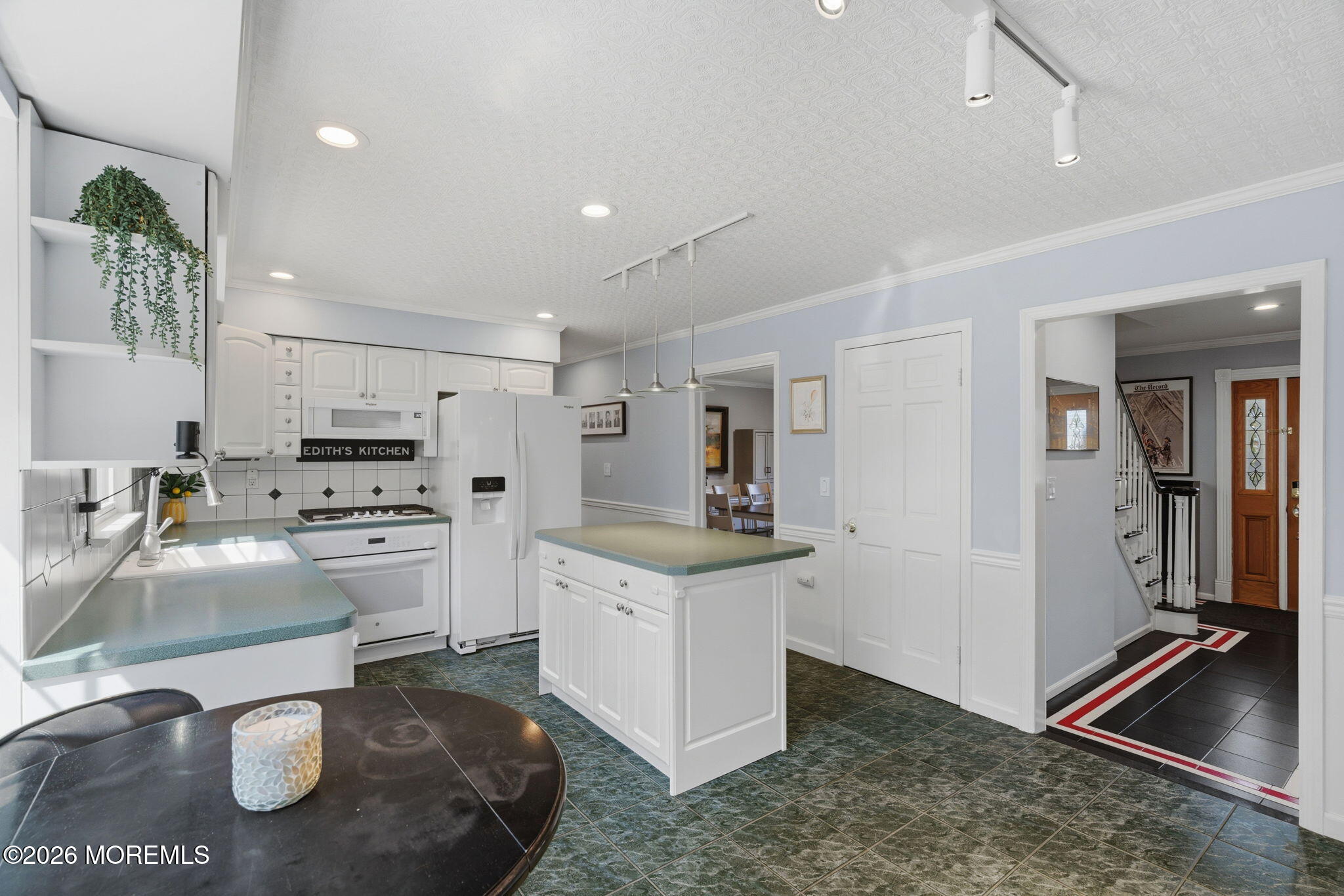 10 Courtney Way Red Bank, NJ 07701 - Photo 10 of 48 13-web-or-mls-DSC09356