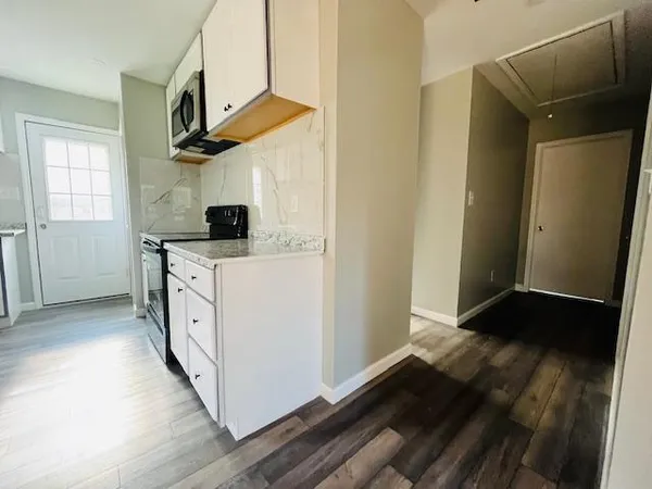 $1,050 | 708 East Wilson Street, Tarboro, NC 27886