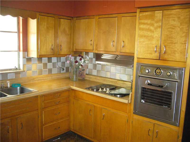 221 West Shaffer Road Aliquippa, PA 15001 - Photo 2 of 11 Kitchen. Retro kitchen, with access to the back sunroom.