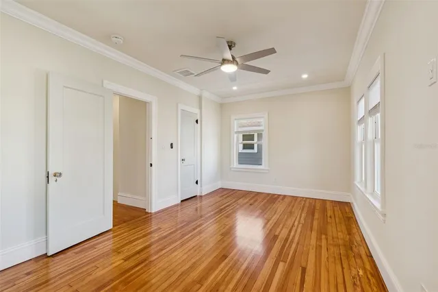 $7,000 | 344 21st Avenue Northeast, St. Petersburg, FL 33704