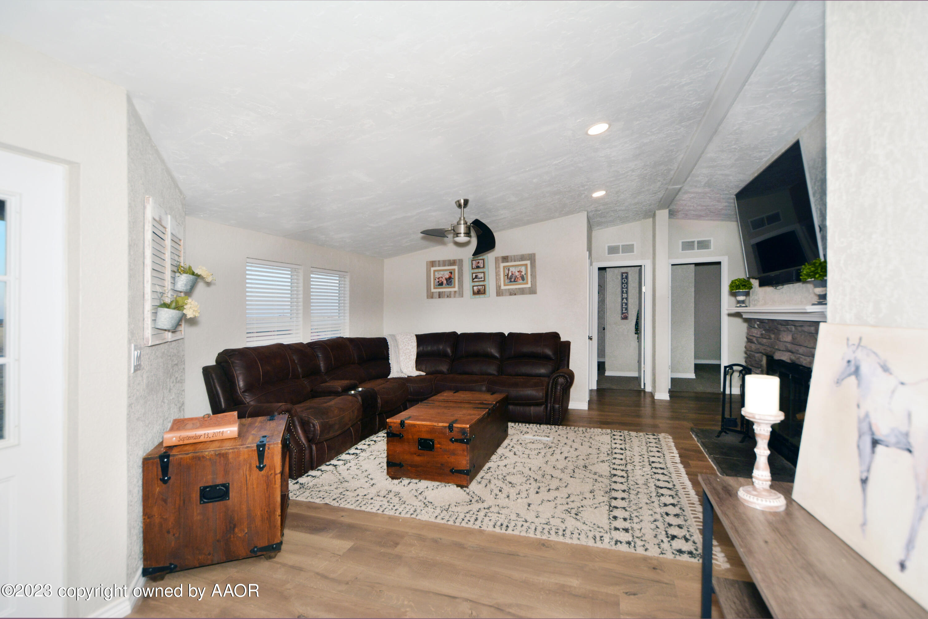 37320 Hope Road Happy, TX 79042 - Photo 4 of 29 3 Living Area