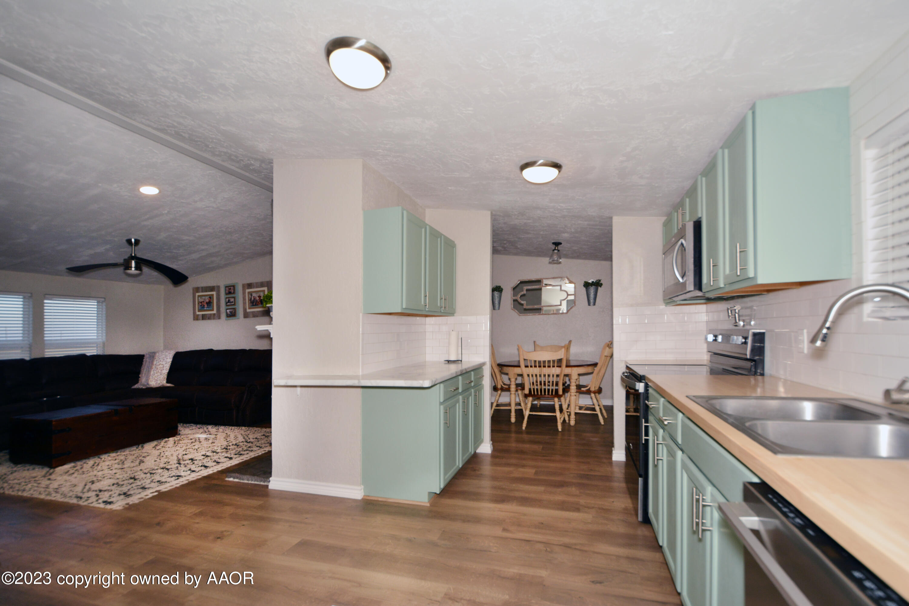 37320 Hope Road Happy, TX 79042 - Photo 7 of 29 6 Kitchen