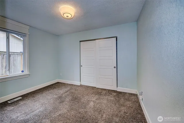 $879,000 | 1209 Northeast 155th Street, Shoreline, WA 98155