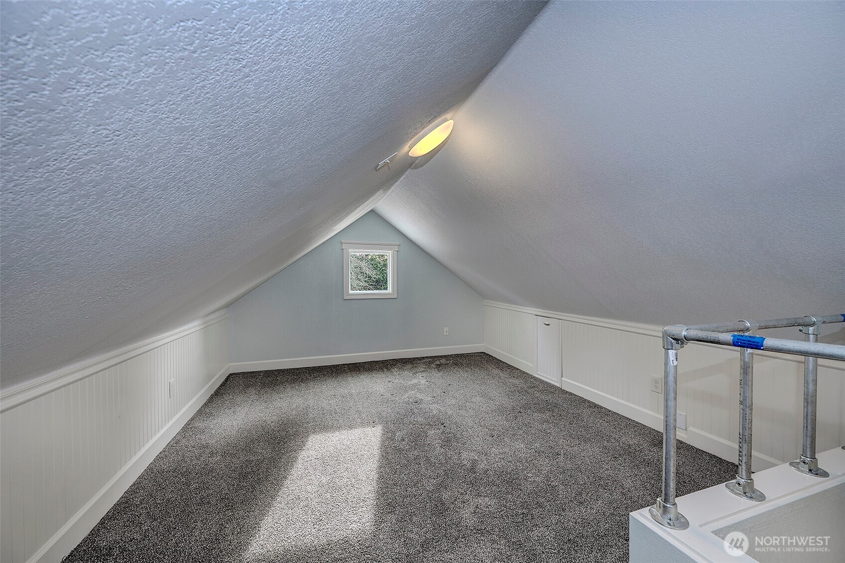 1209 Northeast 155th Street Shoreline, WA 98155 - Photo 15 of 26