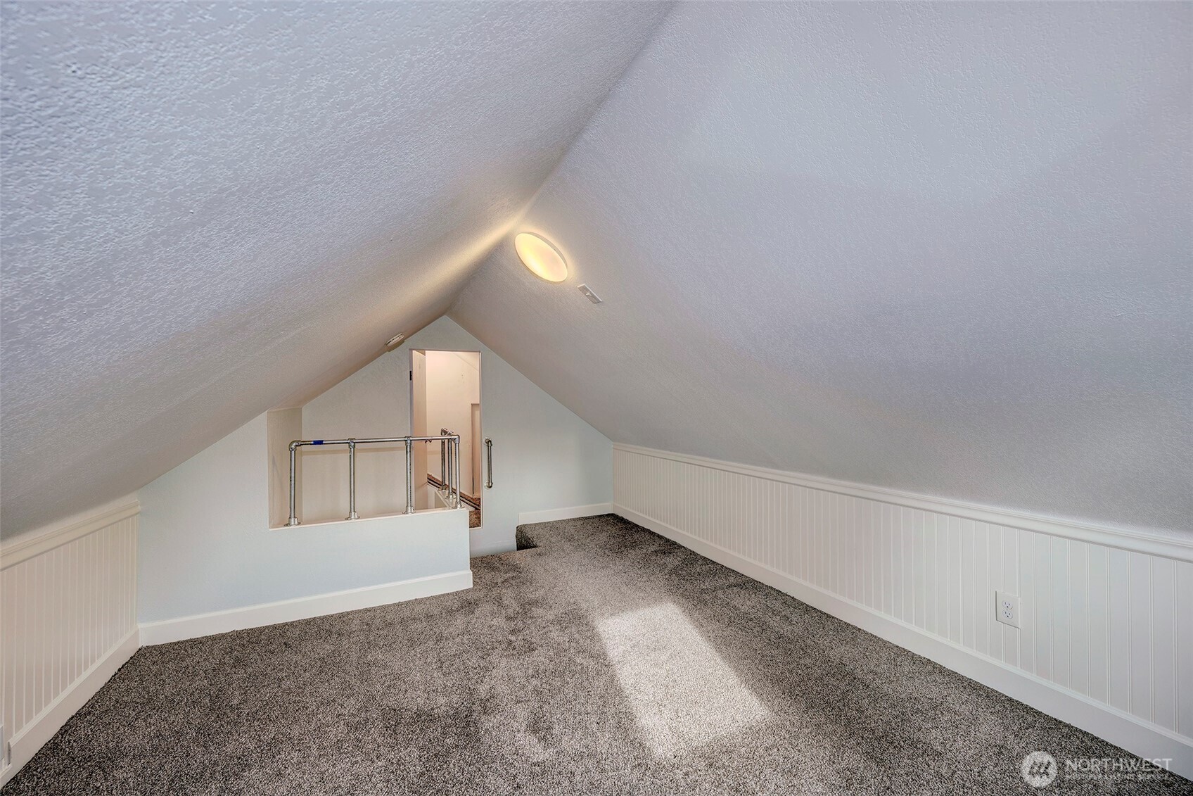 1209 Northeast 155th Street Shoreline, WA 98155 - Photo 16 of 26