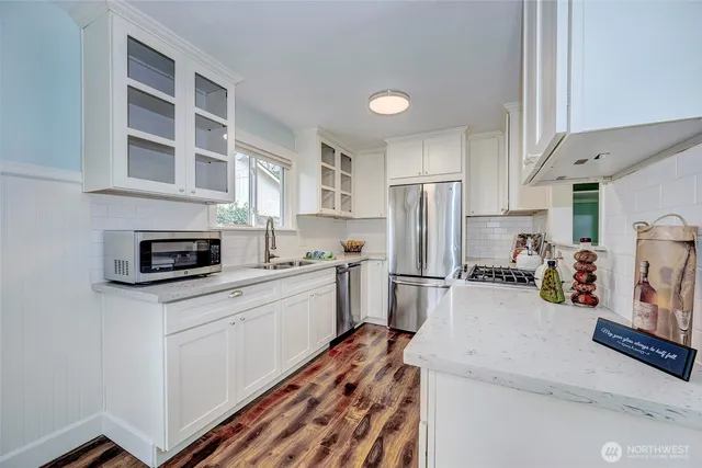 $879,000 | 1209 Northeast 155th Street, Shoreline, WA 98155