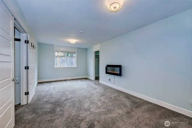 $879,000 | 1209 Northeast 155th Street, Shoreline, WA 98155