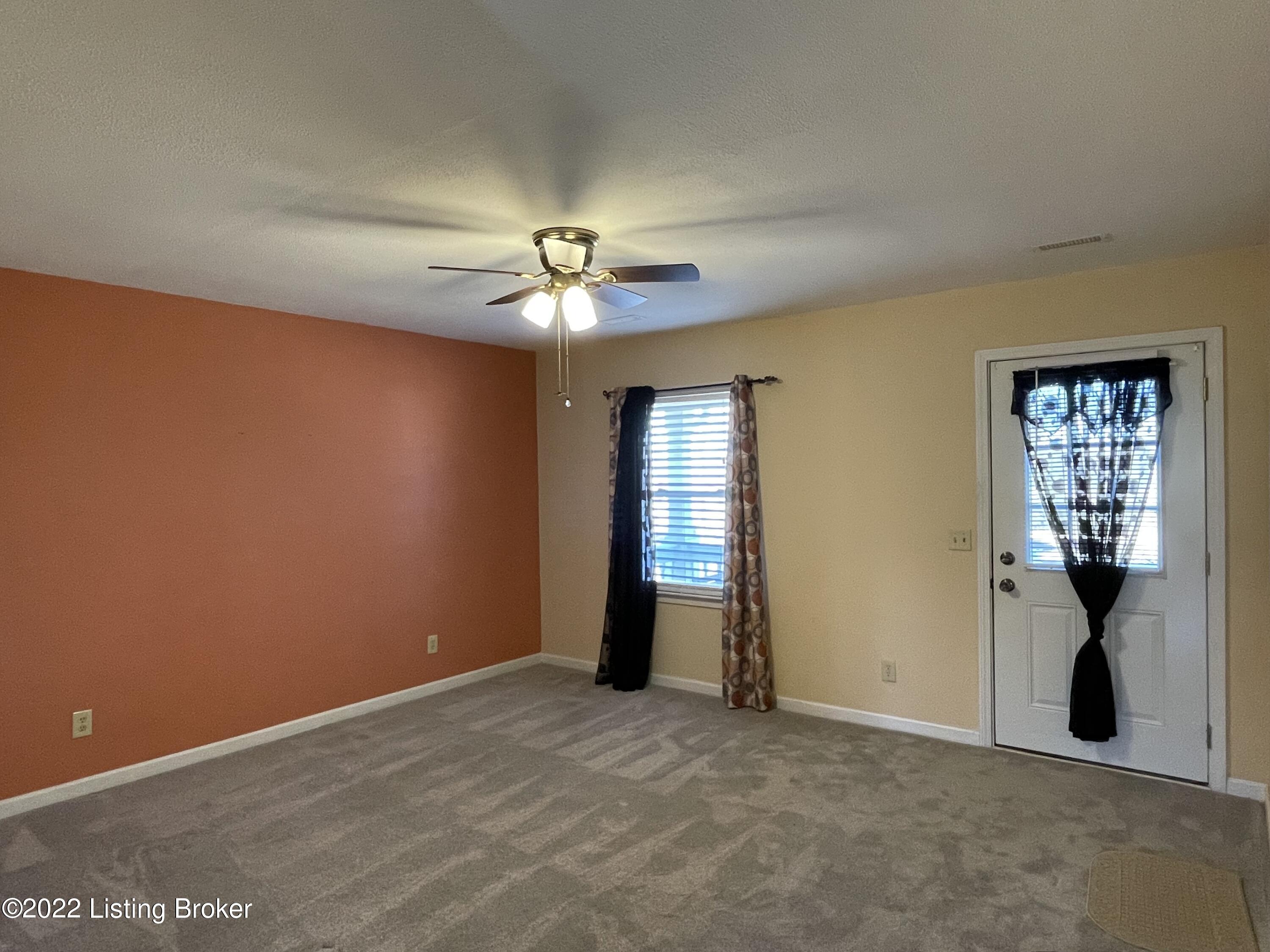 2298 Greenbriar Road Mount Washington, KY 40047 - Photo 26 of 56 IMG_4291