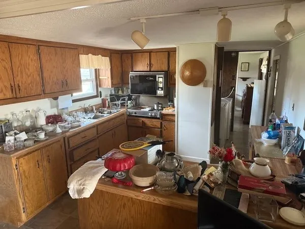 $119,900 | 150 Emmett Stone Lane, Normandy, TN 37360