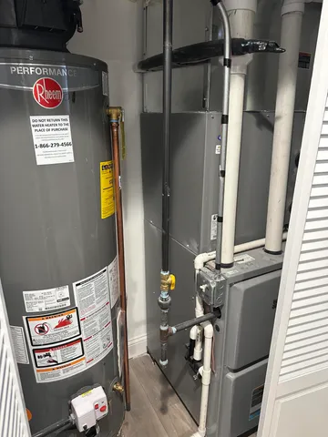 a view of walk in closet