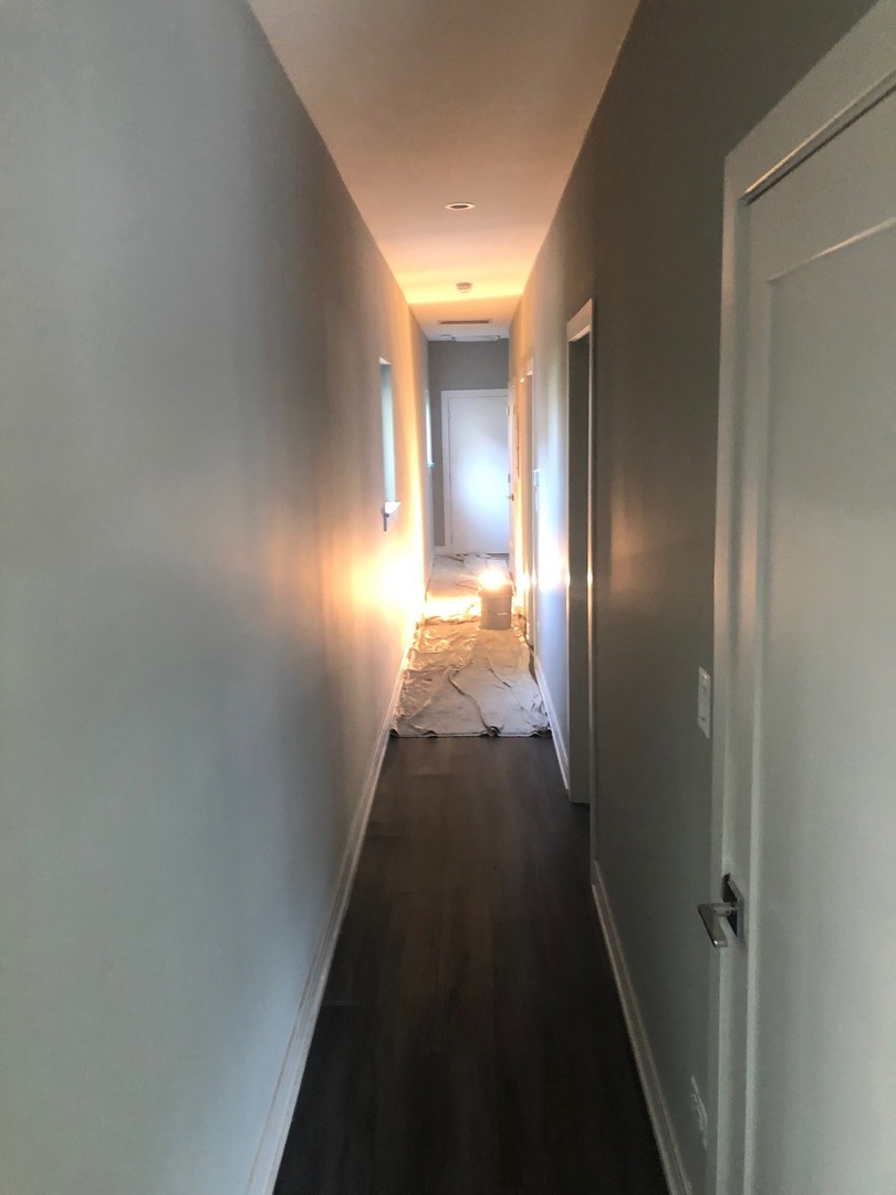 1734 West Cullerton Street, Unit 1 Chicago, IL 60608 - Photo 4 of 12 a view of a hallway