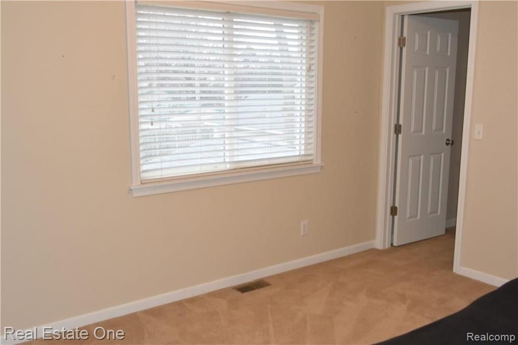 3185 Gerald Avenue Rochester Hills, MI 48307 - Photo 26 of 27