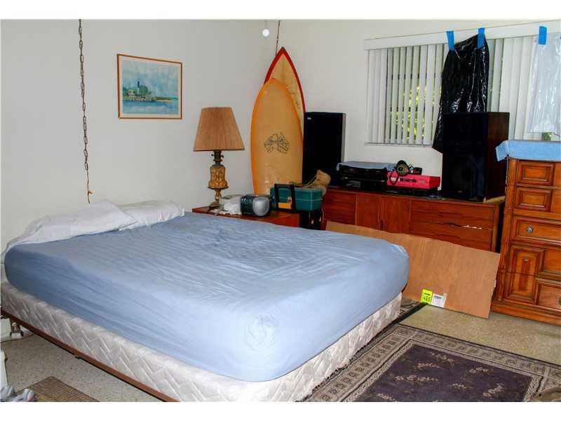 1900 Northeast 27th Court Lighthouse Point, FL 33064 - Photo 10 of 15 Bedroom