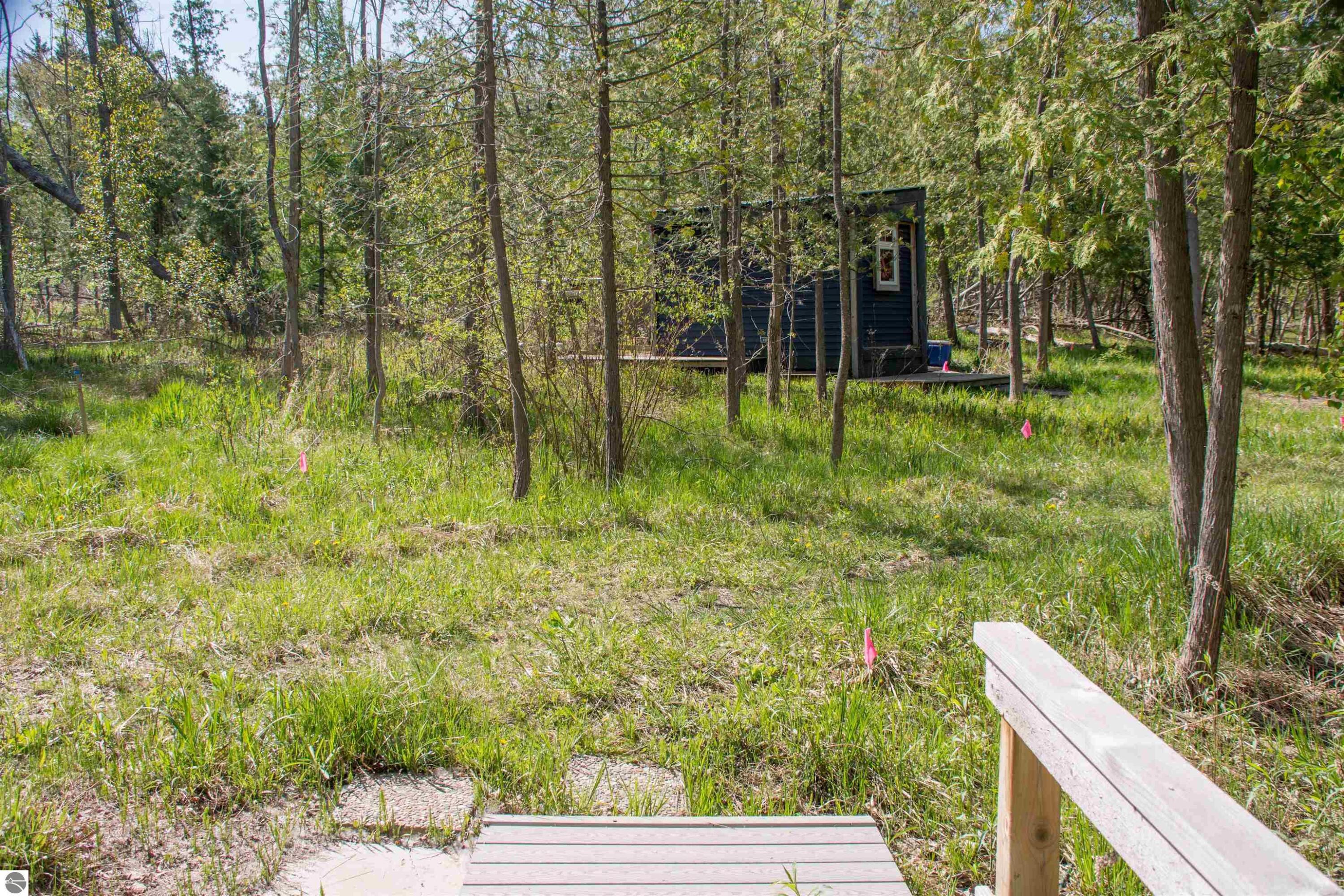 1436 Vanderlip Road Traverse City, MI 49686 - Photo 9 of 12 1909451-8