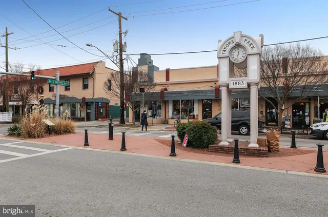 $319,950 | 6722 3rd Street Northwest, Unit 204, Washington, DC 20012