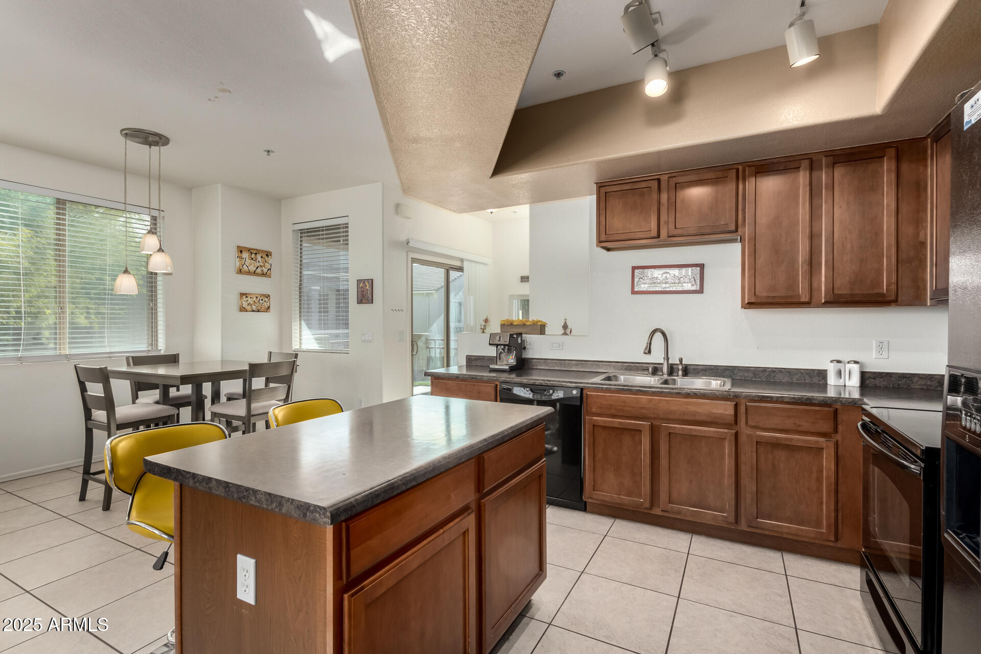 2150 West Alameda Road, Unit 1388 Phoenix, AZ 85085 - Photo 9 of 34 12 Alameda