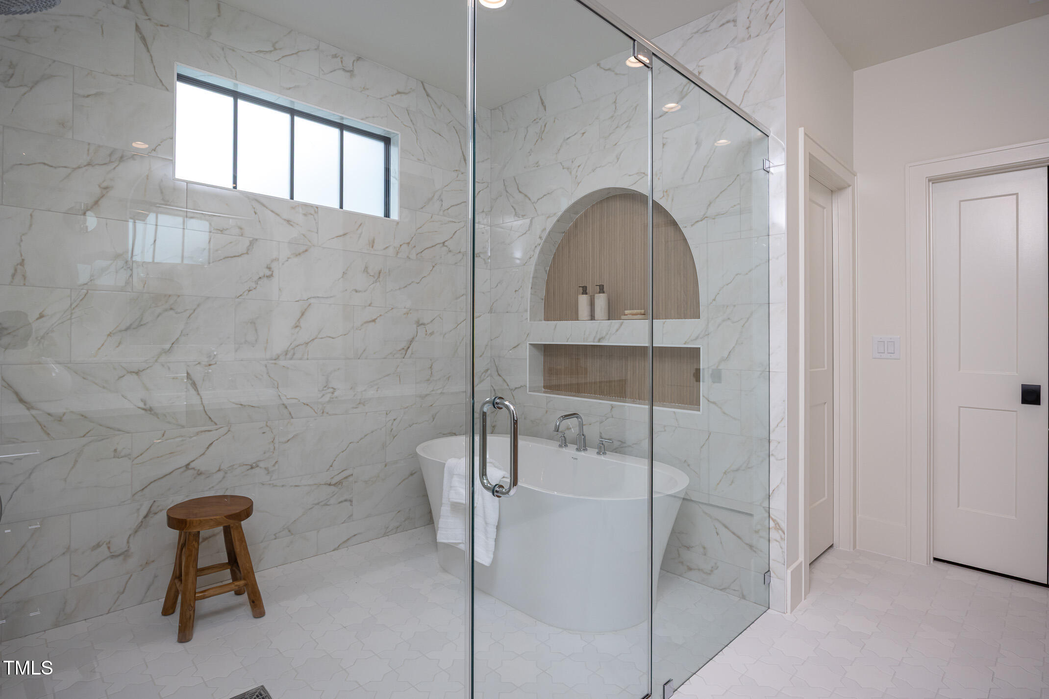 1000 Marilyn Drive Raleigh, NC 27607 - Photo 38 of 59 Shower