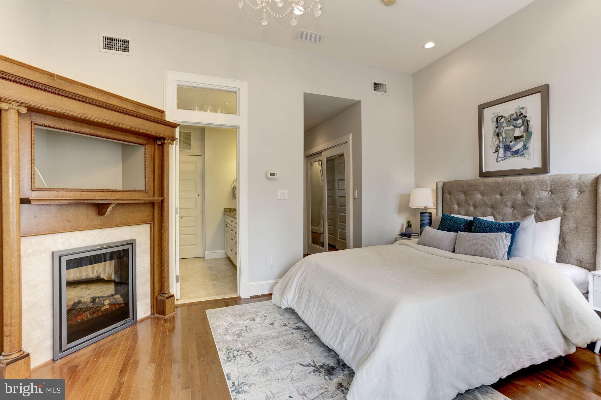 2112 Flagler Place Northwest Washington, DC 20001 - Photo 11 of 26 Bedroom