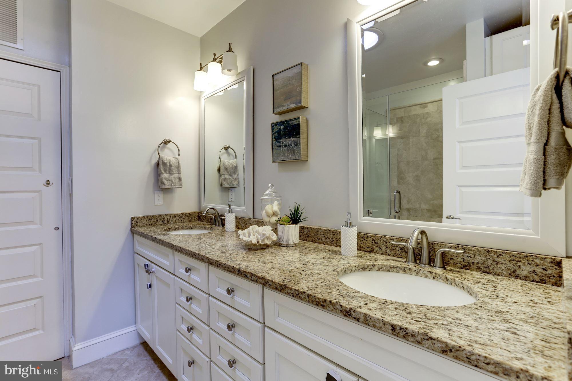 2112 Flagler Place Northwest Washington, DC 20001 - Photo 13 of 26 Bath (Master)