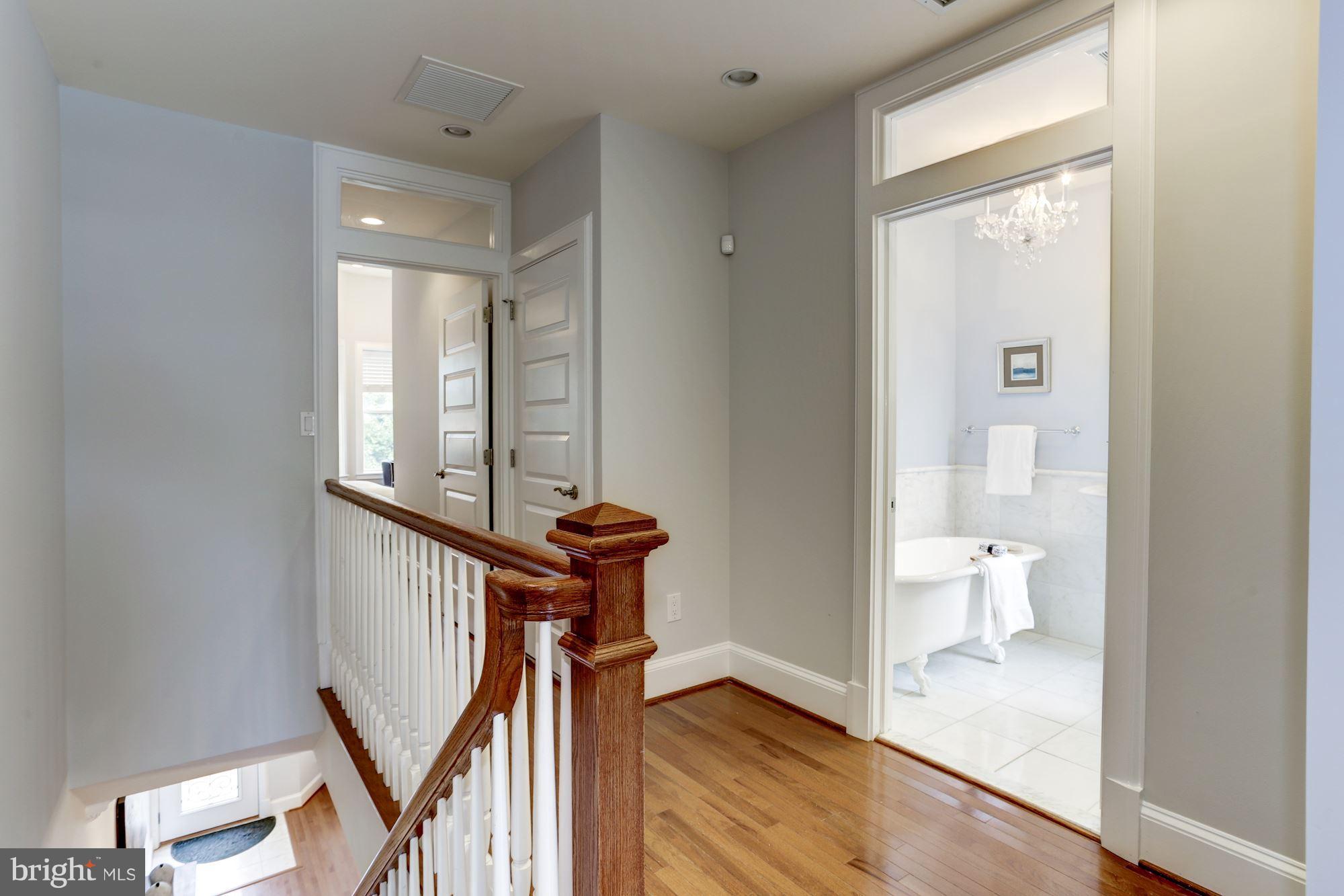 2112 Flagler Place Northwest Washington, DC 20001 - Photo 18 of 26 Interior (General)