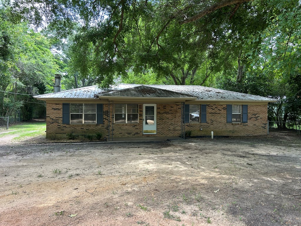 37 Gilley Road Dothan, AL 36305 - Photo 4 of 39